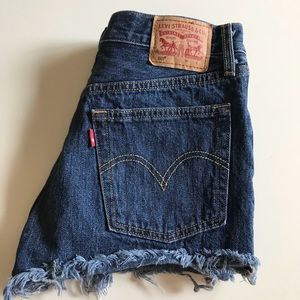 Levi’s denim shorts